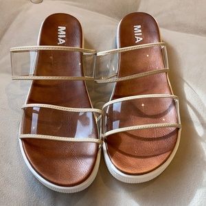 MIA platform sandals